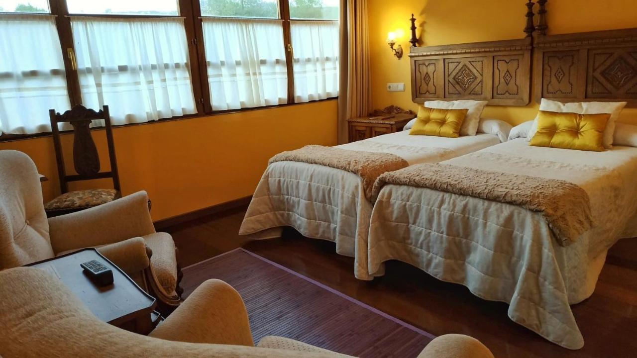 Hotel Casa Vieja Del Sastre Soto de Luiña Exteriör bild