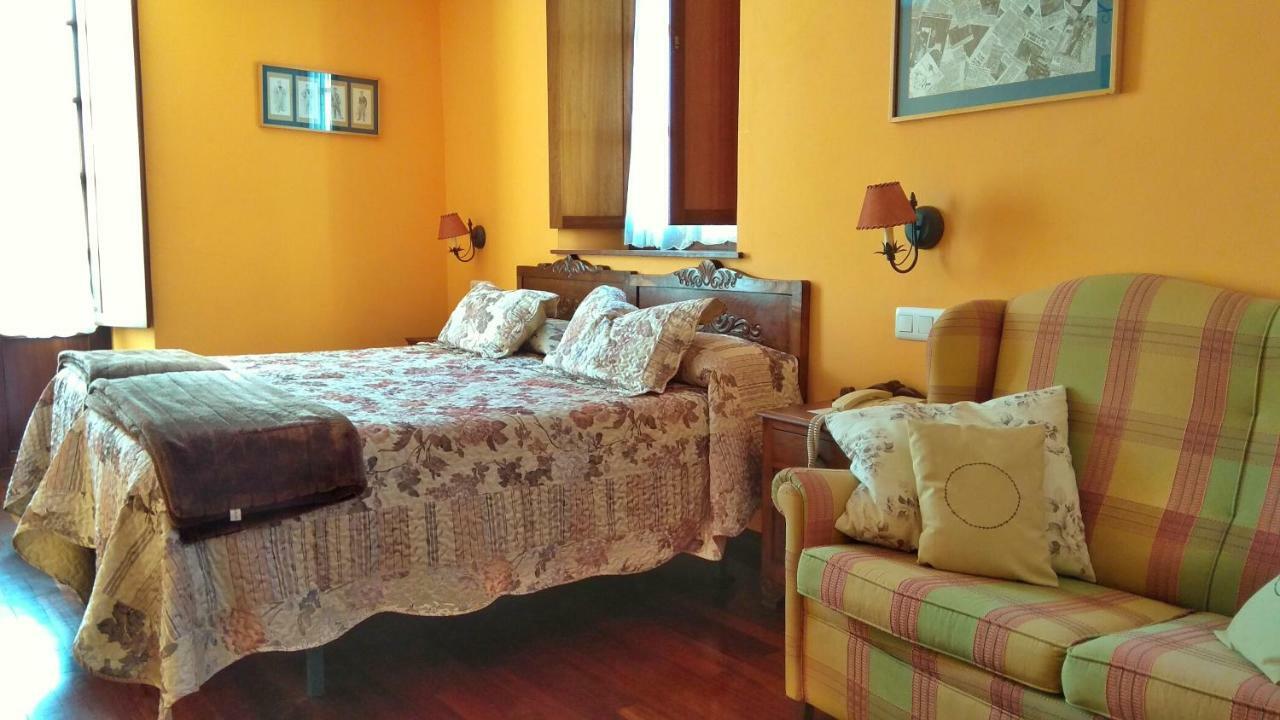 Hotel Casa Vieja Del Sastre Soto de Luiña Exteriör bild