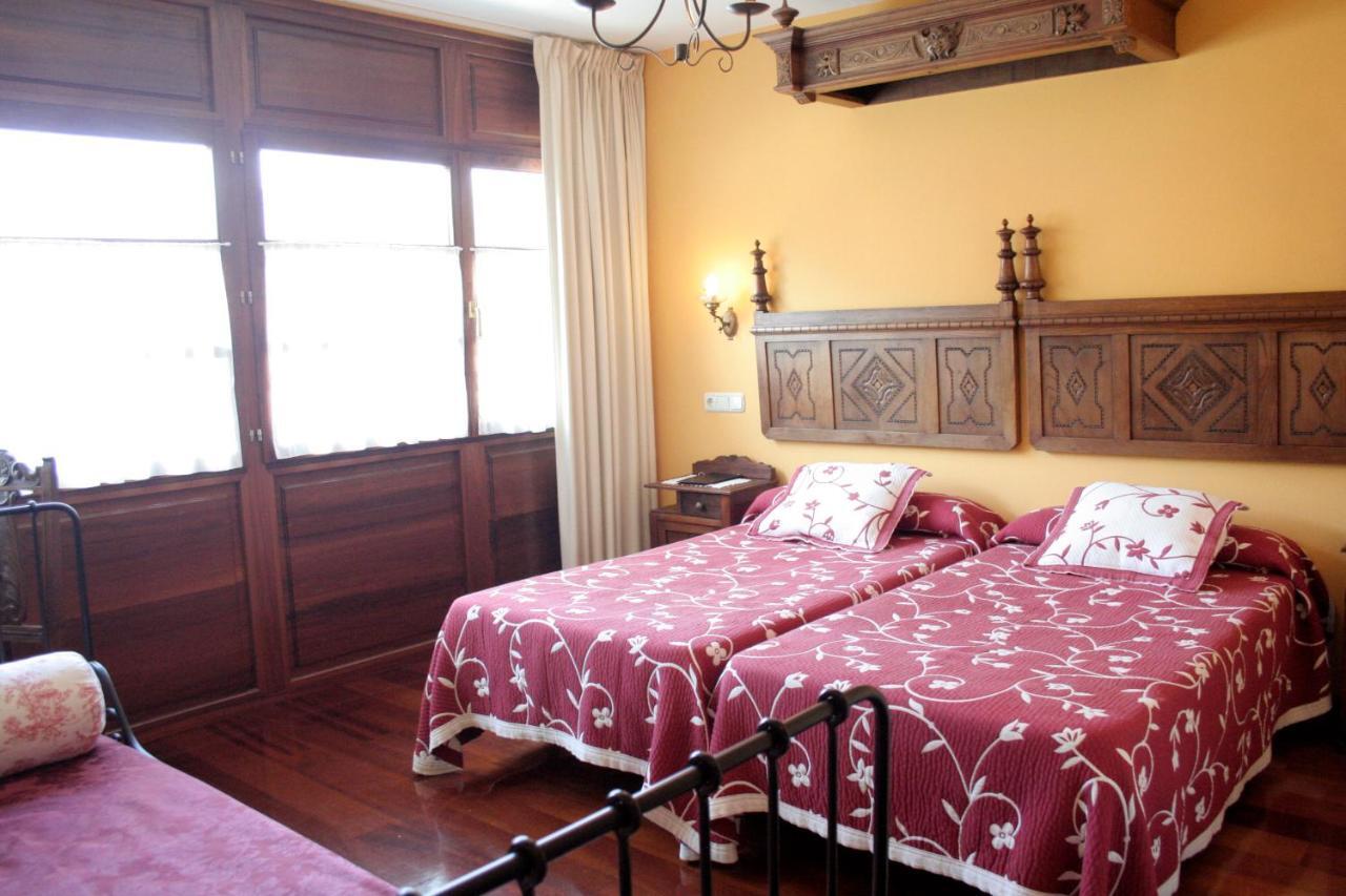 Hotel Casa Vieja Del Sastre Soto de Luiña Rum bild